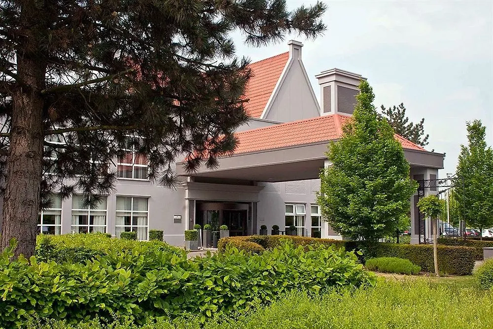 Parker Hotel Brussels Airport Diegem 4*,